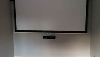 Home cinema projector screen